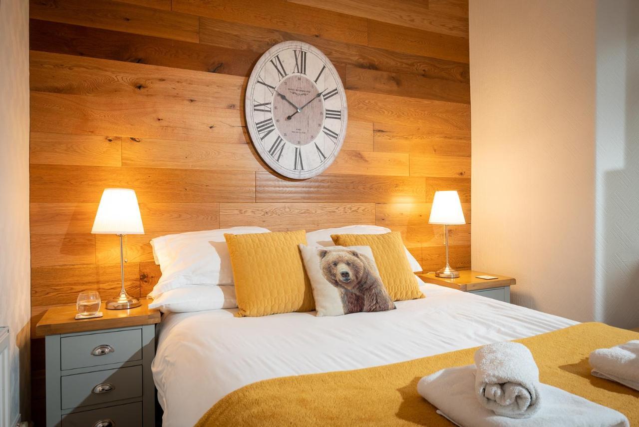 Woodland Cottage - Private Courtyard - Pet Friendly Retreat In The Heart Of Windermere Buitenkant foto